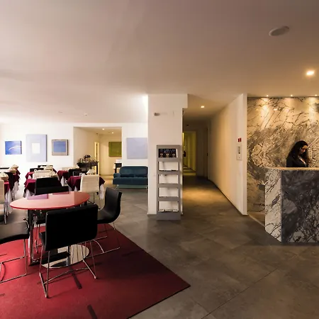 Alfama - Lisbon Lounge Suites-2